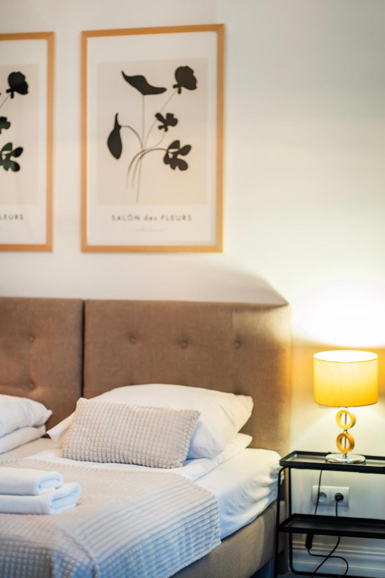 Aparthotel Maargick Krakow Ngoại thất bức ảnh