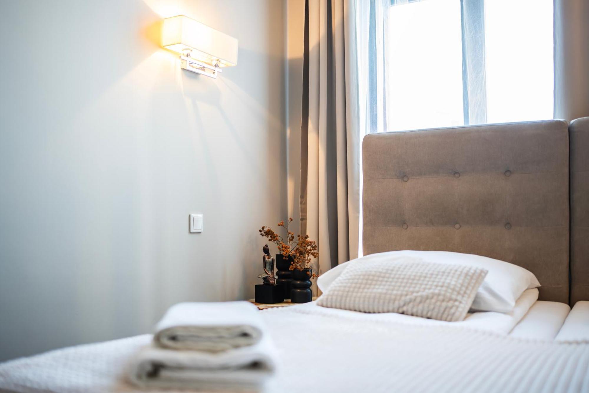 Aparthotel Maargick Krakow Ngoại thất bức ảnh