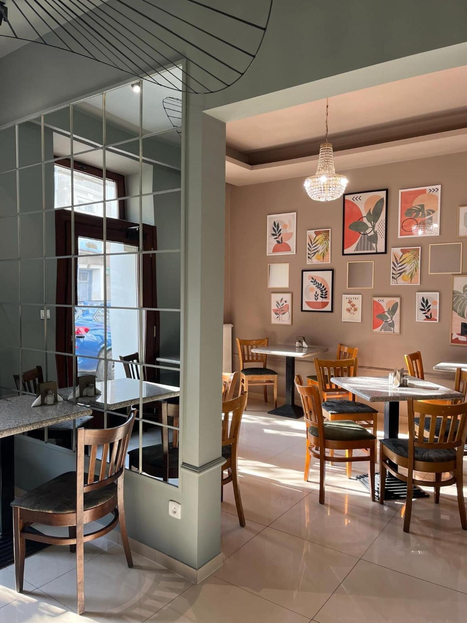 Aparthotel Maargick Krakow Ngoại thất bức ảnh